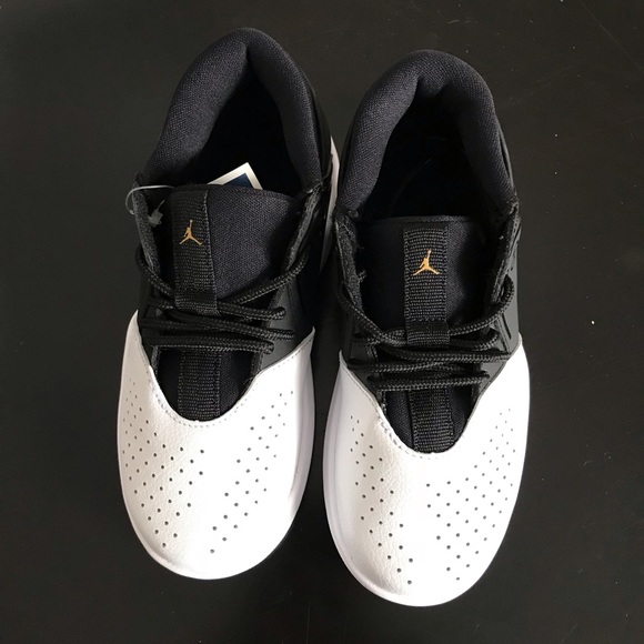 the new michael jordan tennis shoes